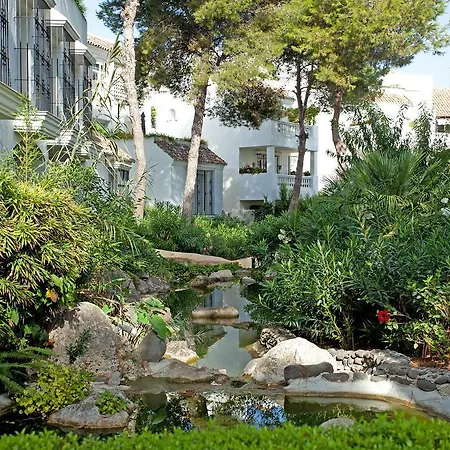 White Pearl Elviria Marbella