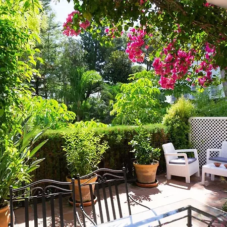 White Pearl Elviria Marbella