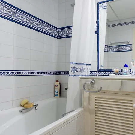 Apartment White Pearl Elviria *