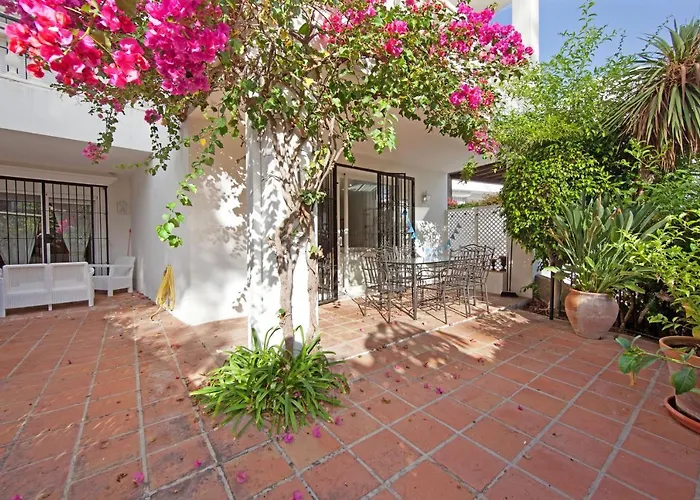 White Pearl Elviria Apartament