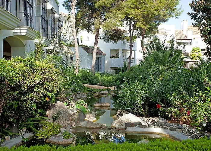 White Pearl Elviria Marbella