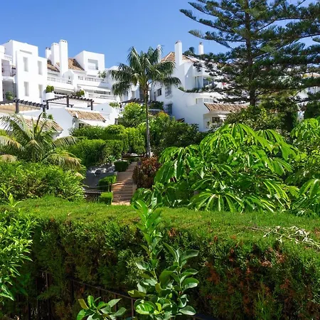 Lägenhet White Pearl Elviria Marbella